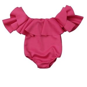 Beautiful baby pink off shoulder Leo ✨💘